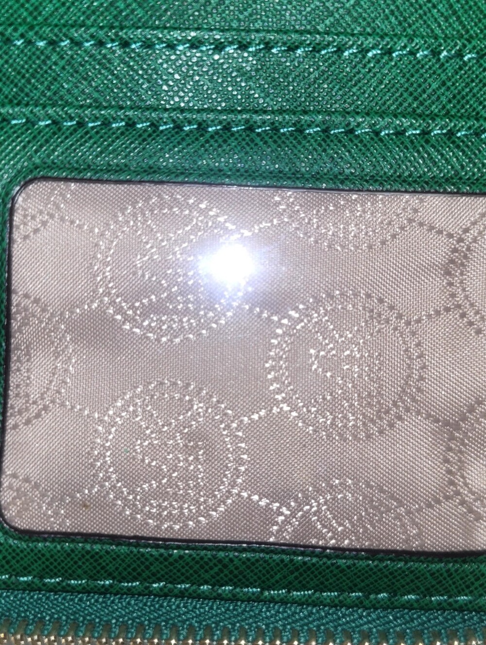 Michael Kors Green Zip-Around Leather Wallet Saffiano Leather Like New - Picture 10 of 12
